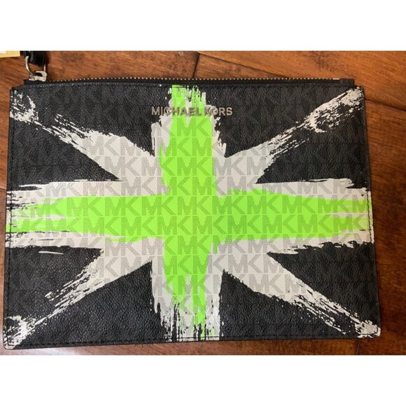 Michael Kors Black Green Logo London Signature X-Large Clutch Wristlet Wallet - Picture 2 of 4